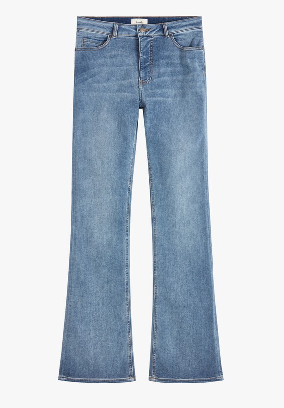 Liv Flared Jeans