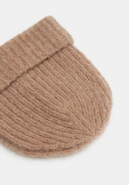 Riley Rib Beanie