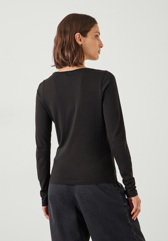 Anna Slim Crew Neck Top