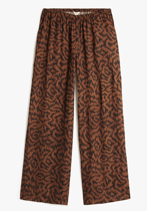Satin Printed Wide Trousers