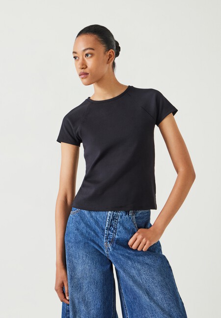 Deven Ribbed Fitted T-Shirt