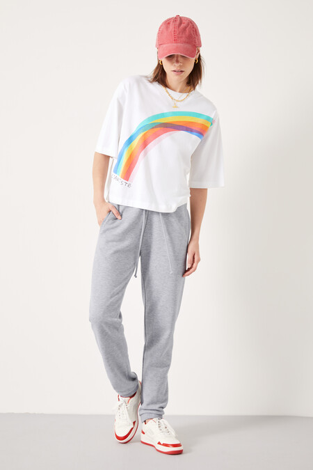 Rainbow L'artiste Graphic T-Shirt