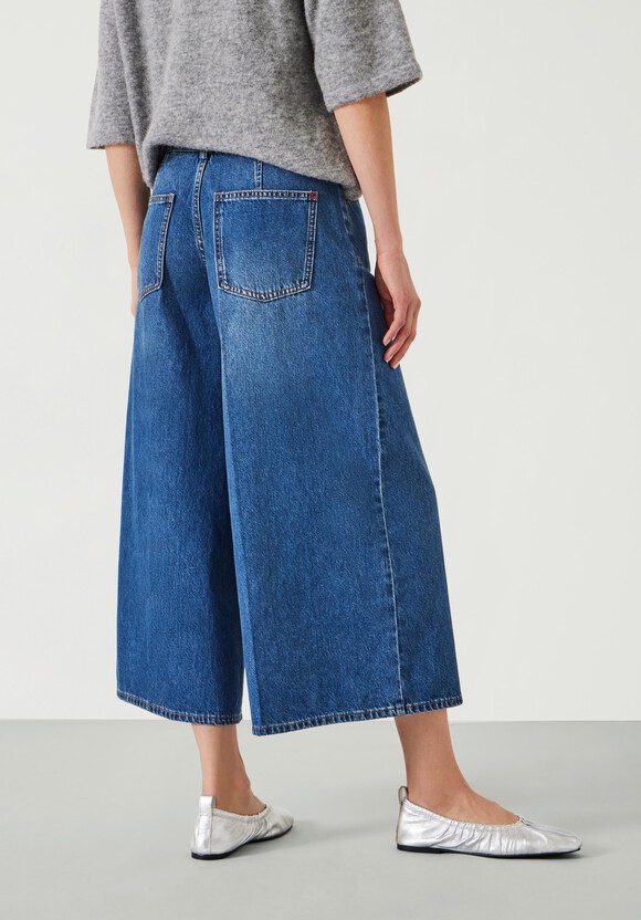 Ella Wide Leg Cropped Jeans