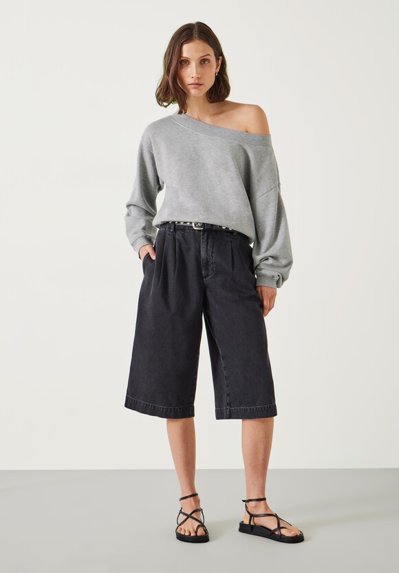 Carlota Off Shoulder Sweatshirt