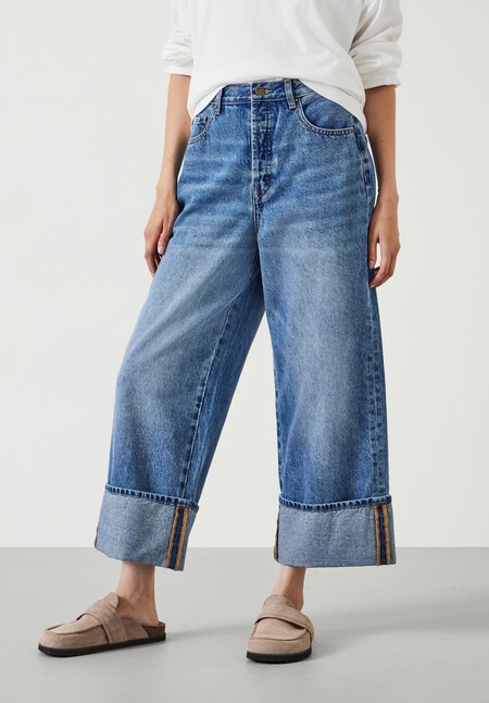 Mia Cropped Straight Leg Jeans