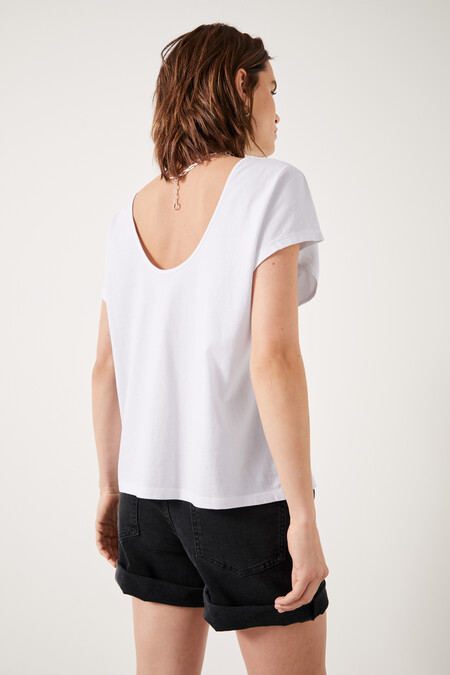 Back Scoop Detail Cotton T-Shirt