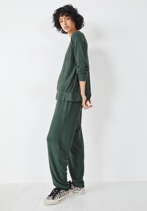 Elle Supersoft Relaxed Joggers | Forest Green | hush