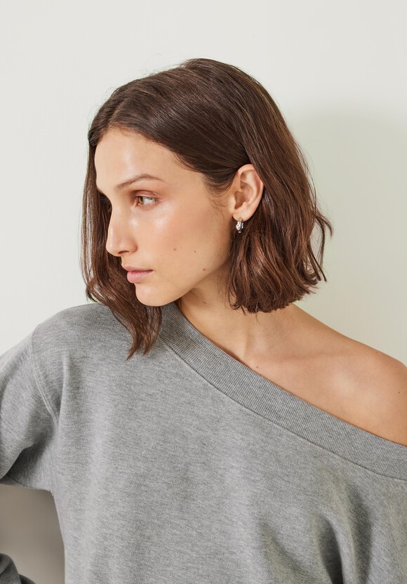 Carlota Off Shoulder Sweatshirt