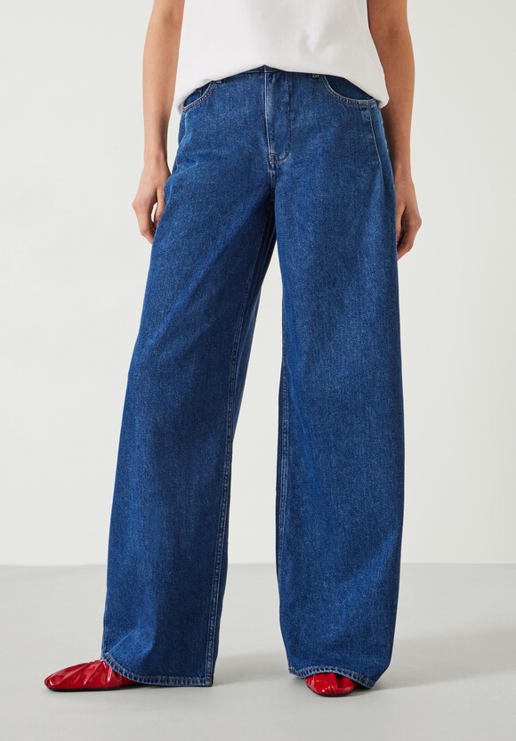 Nova Pintuck Wide Leg Jeans